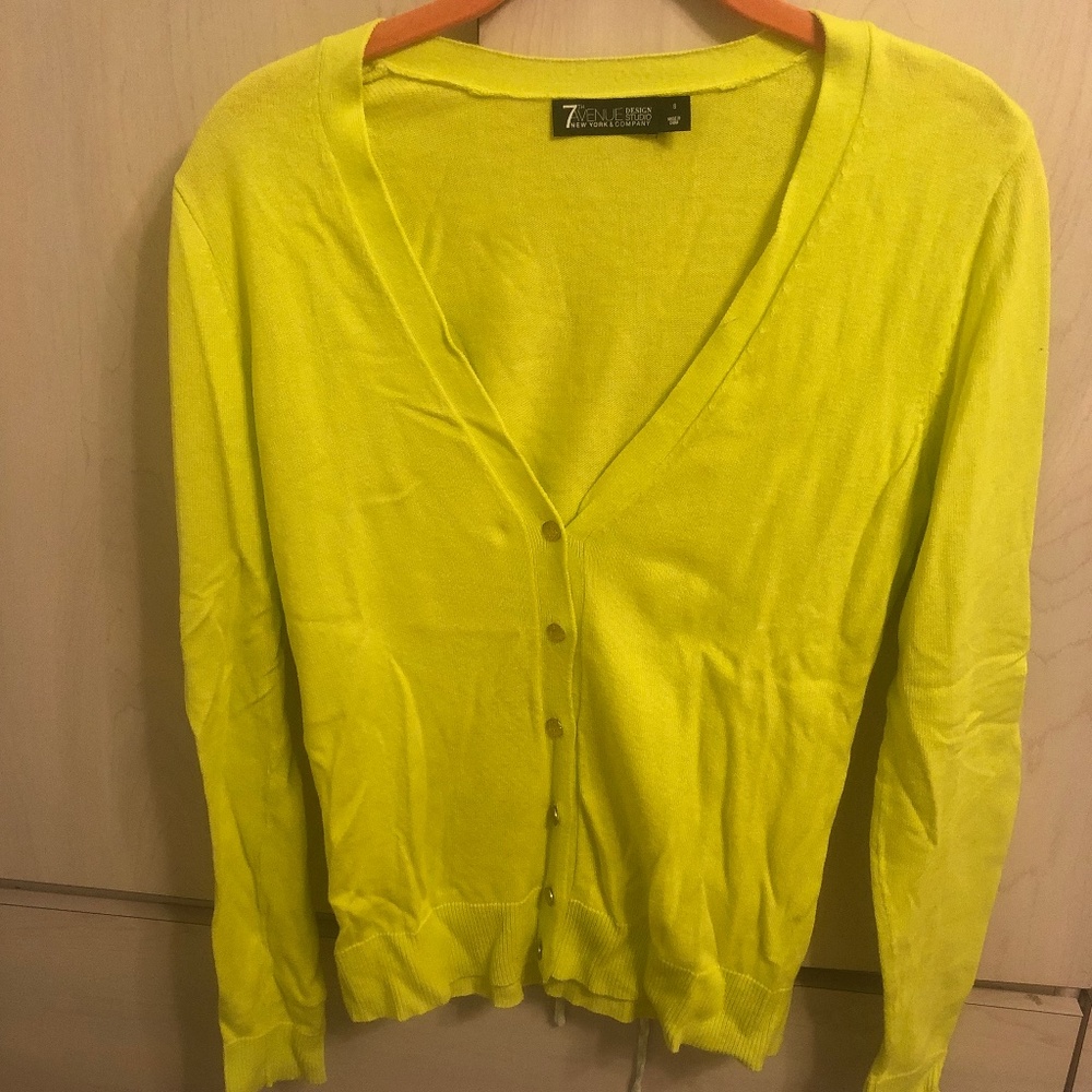 New New York & Company Apple Green Embellished Button V-Neck Cardigan